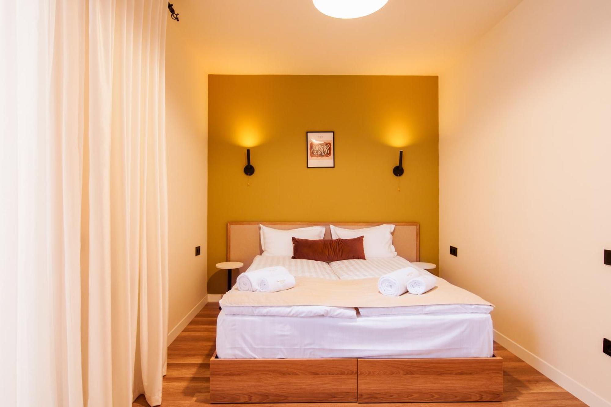 Motives Dilijan